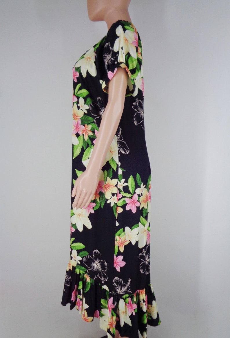 Two Palms Dress Vintage Two Palms Dress Vintage Two Palms Made In Hawaii Women Floral Hawaiian Dress Size Women XL