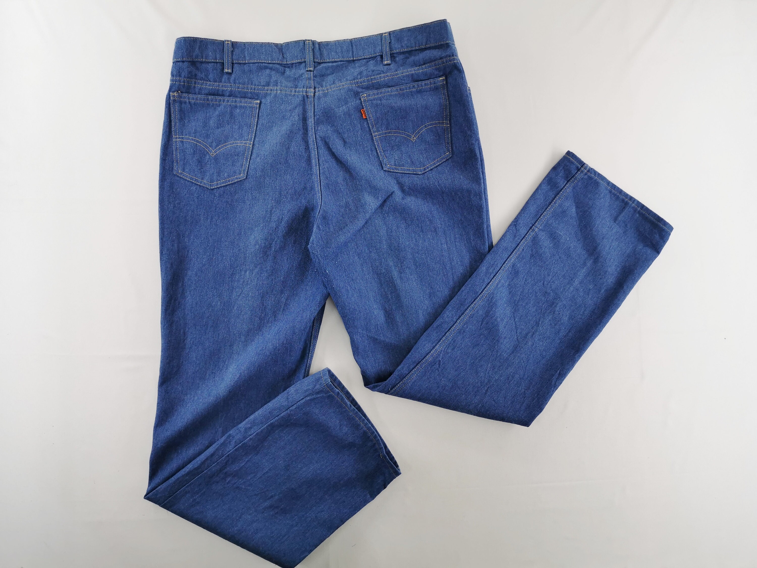 levis jeans size 42