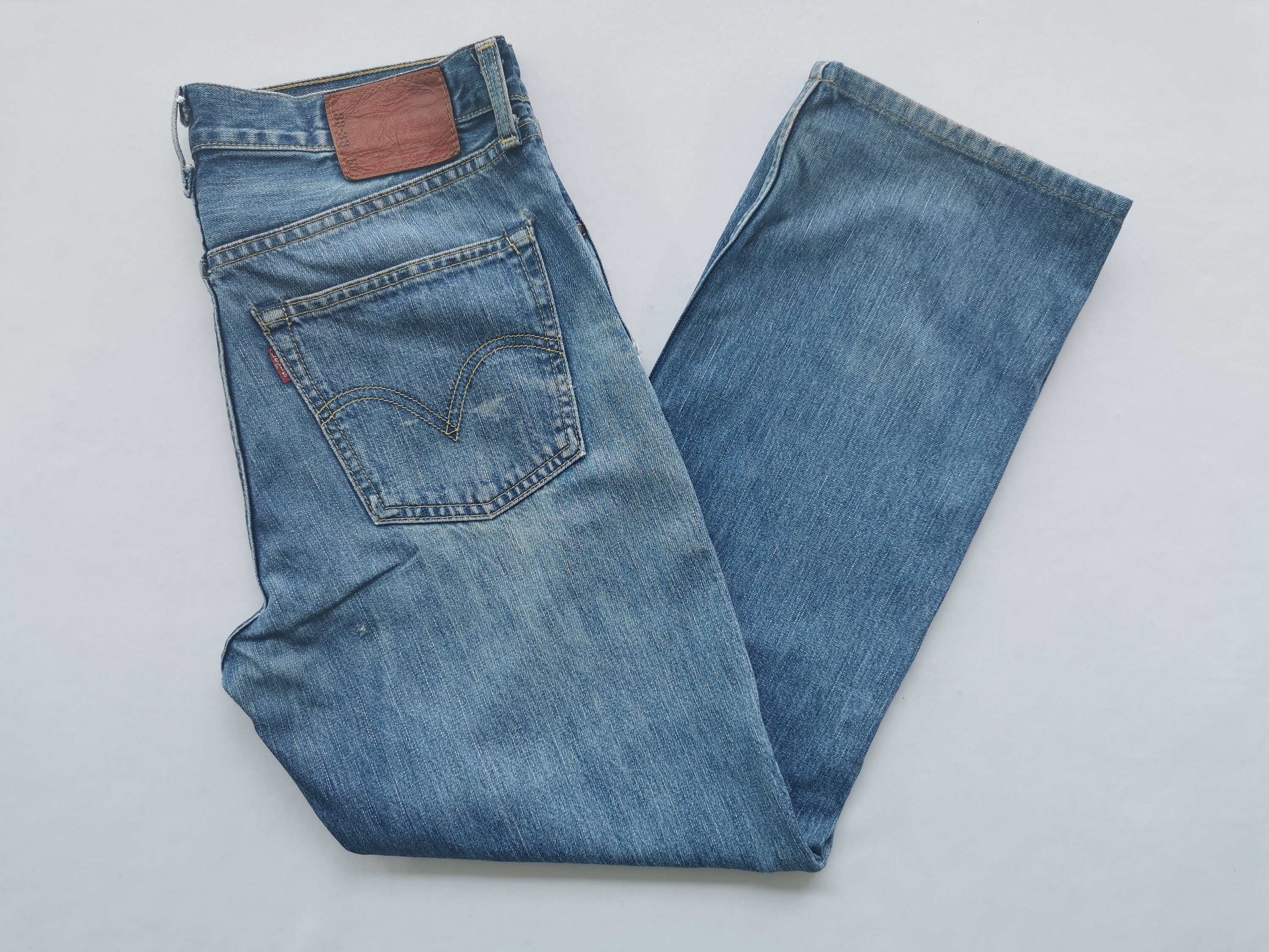 size 33 in levis
