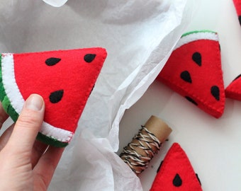 Watermelon felt slice for Pretend kitchen food - Fruits from felt - Learning Montessori game - Toddler gift - Watermelon fridge magnet