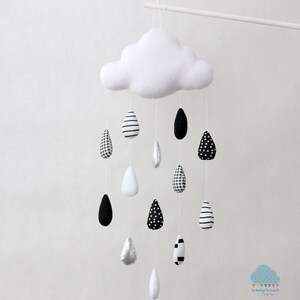 Black and white baby mobile - Rain cloud - Monochrome nursery