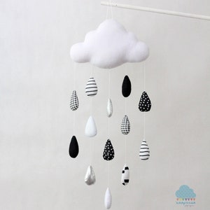 Black and white baby mobile - Rain cloud - Monochrome nursery