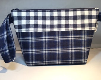 Mad for Plaid - Zip Top Medium