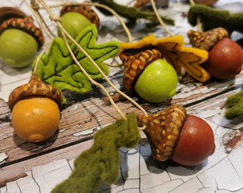 Acorn decorations