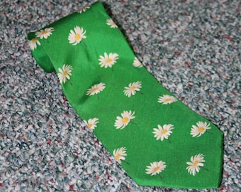 100/% Silk Exclusive collection Countess Mara Mens Necktie Mallory Floral Neat