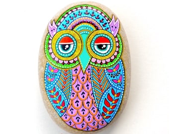 Owl Stone - Hand Painted - I Sassi dell'Adriatico (Adriatic Sea Stone)