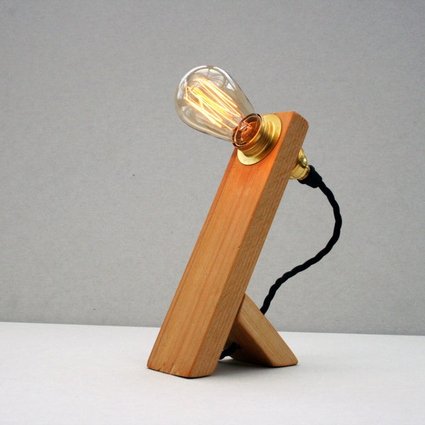 Lámpara de mesa minimalista Edison