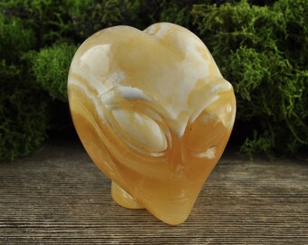 Natural Realistic Yellow Calcite Alien Crystal Skull, 2inch! Starbeing, Alien, ET, Alien Skull, Crystal Alien