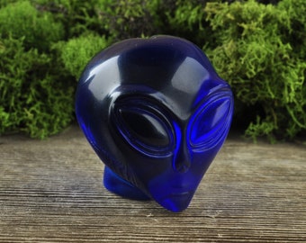 Natural Realistic Blue Obsidian Alien Crystal Skull, 2inch! Starbeing, Alien, ET, Alien Skull, Crystal Alien