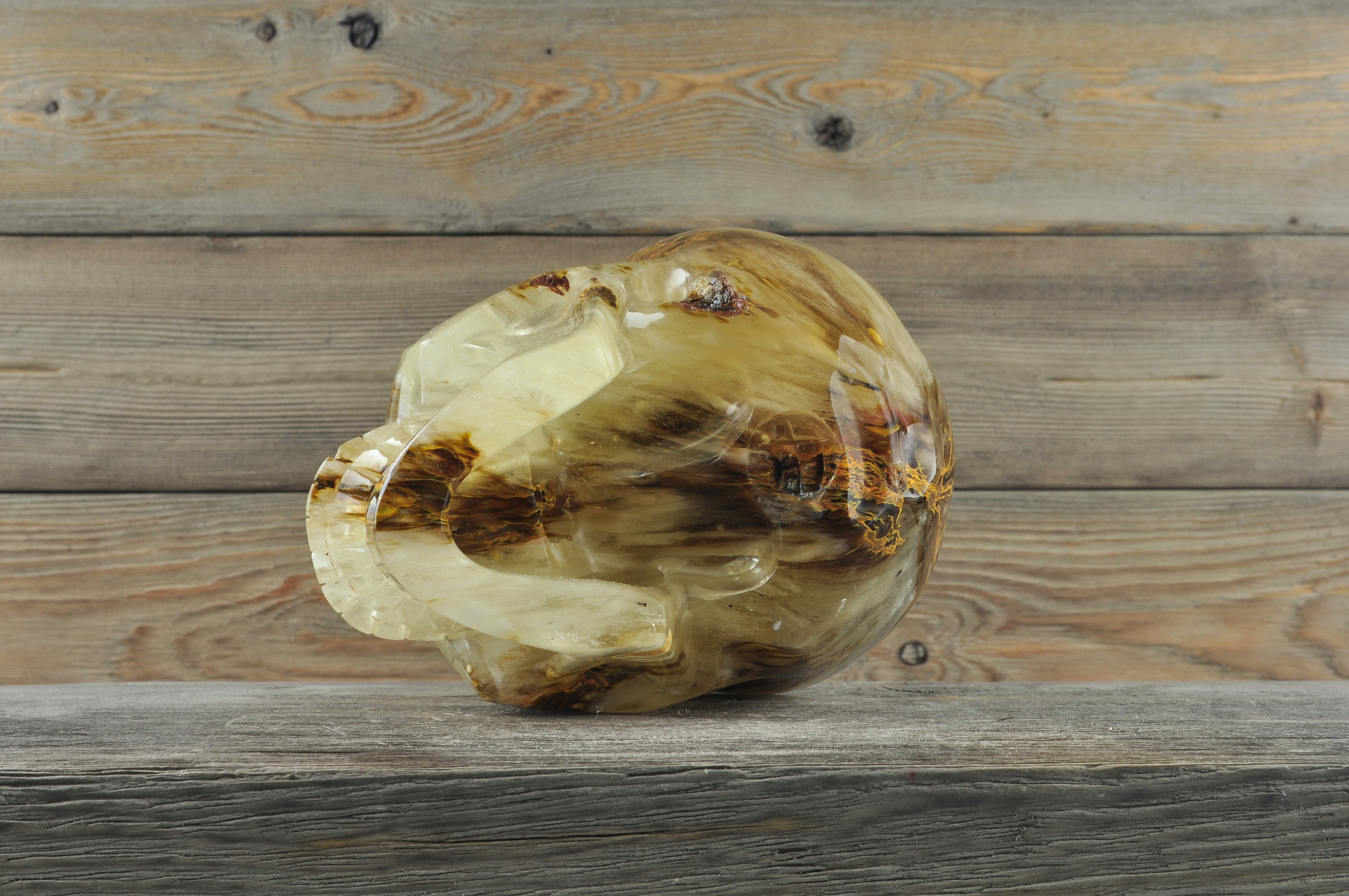 Beautiful and Unique Smelt 'Quartz' Skull, XL