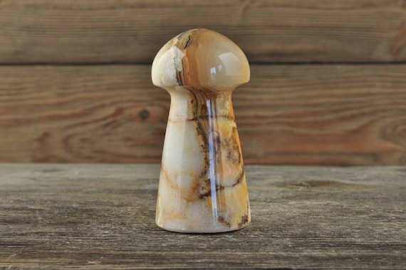 Onyx Crystal Mushroom, 2.75 inch tall!