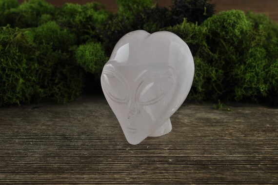 Natural Realistic Rose Quartz Alien Crystal Skull, 2inch! Starbeing, Alien, ET, Alien Skull, Crystal Alien