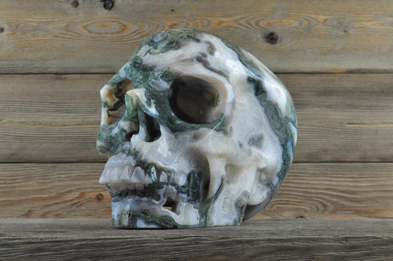 Moss Agate, Crystal Skull, Halloween Decor, Skull Decor, Gothic Home Decor, Memento Mori, Goth Decor, Crystal Decor