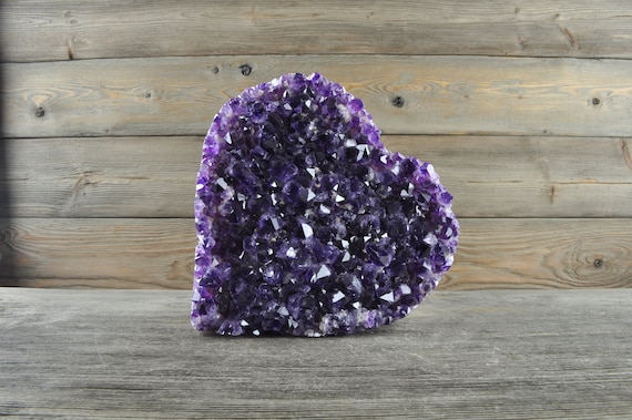 Amethyst Heart, Geode, Birthstone, Unique Gift, Home Decor, Boho Decor, Crystal Decor, HRT1-006