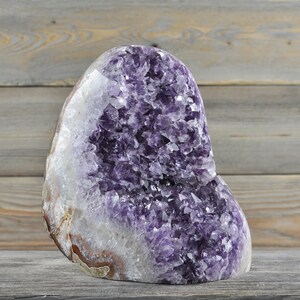 Amethyst, Geode, Birthstone, Unique Gift, Home Decor, Boho Decor, Crystal Decor, PL4-049!