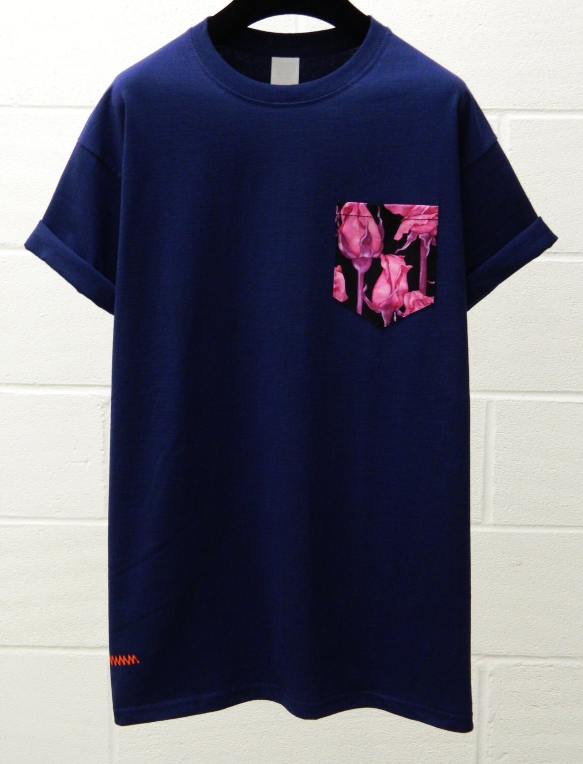 Image of Men's Pink Roses Pattern, Navy Blue Pocket T-Shirt, T - Shirt, Tee, Unisex, Menswear, Uk