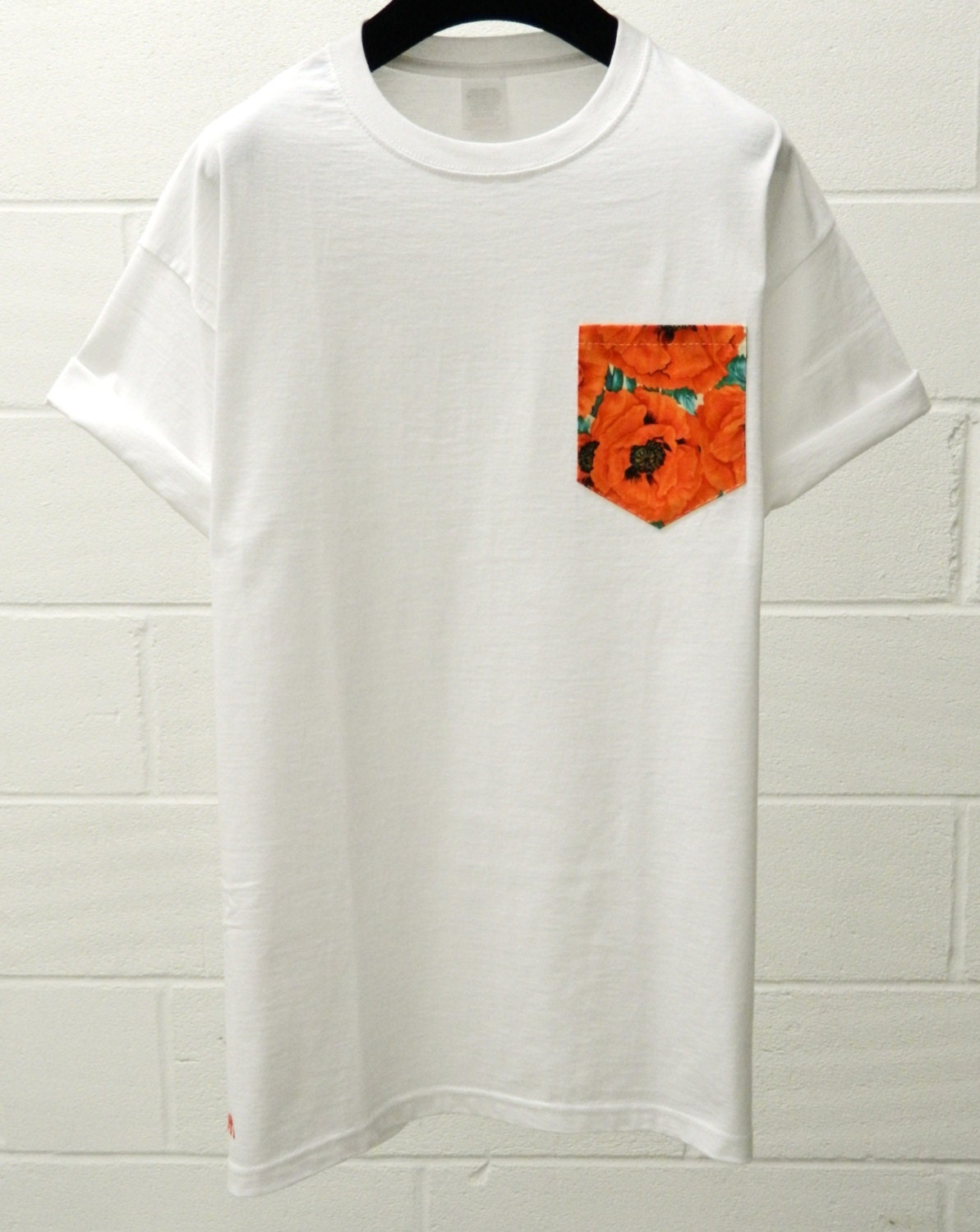 Image of Men's Orange Floral Poppy Pattern White Pocket T-Shirt, T - Shirt, Tee, Unisex, Menswear, Uk