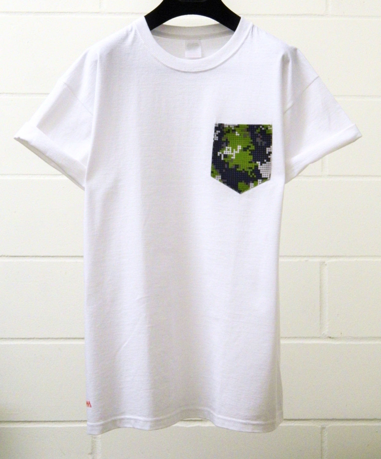 Image of Men's Dotted Camouflage Pattern T-Shirt, White Pocket T - Shirt, Tee, Unisex, Menswear, Uk