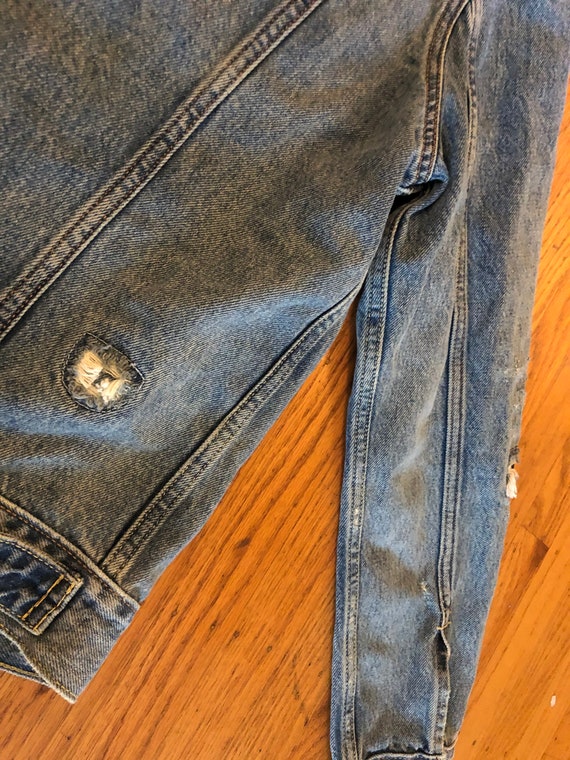 Levis destroyed and patched denim jacket - image 4