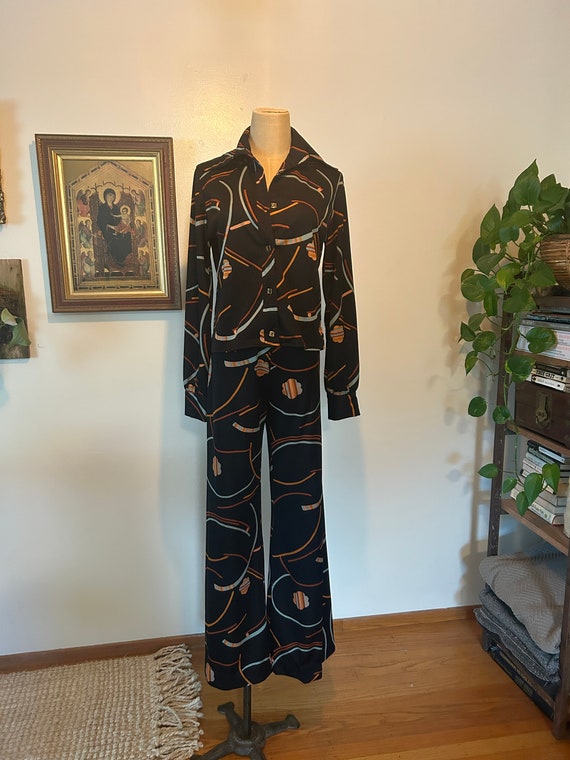 Groovy two piece 70s power suit