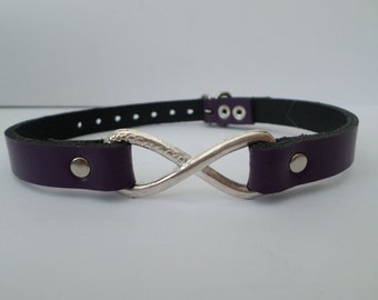 real leather bondage fetish slave collar 12mm wide with a infinity link