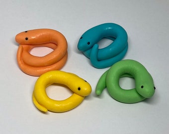 12 Snake Cupcake Toppers - Edible Fondant