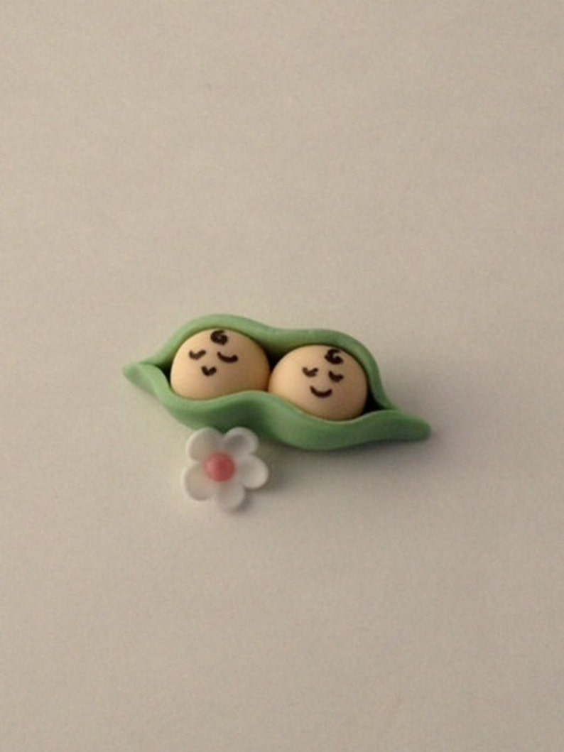 Baby Shower Peas In A Pod Cupcake Toppers image 2