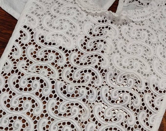 broderie anglaise nightie