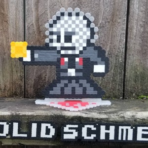 Pinhead Hellraiser Pixel Figur