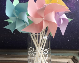 Party Paper Pinwheels in pastel colors, Unicorn Birthday, Baby Shower, Wedding Occasion Table Centerpiece Decorations Photo Prop