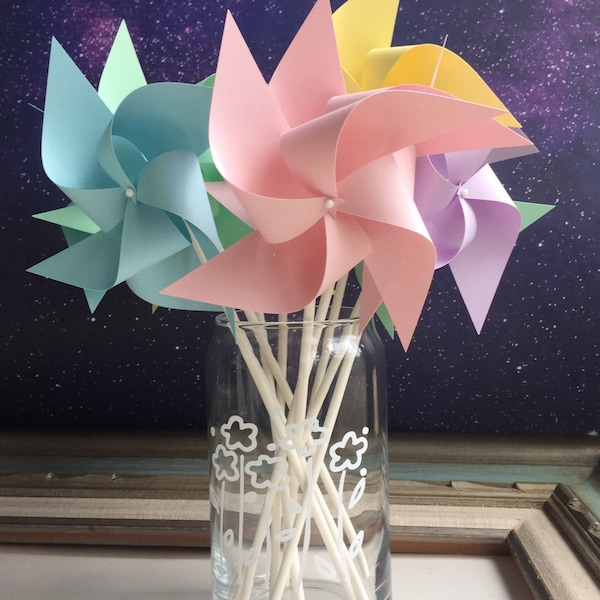 Party Paper Pinwheels in pastel colors, Unicorn Birthday, Baby Shower, Wedding Occasion Table Centerpiece Decorations Photo Prop