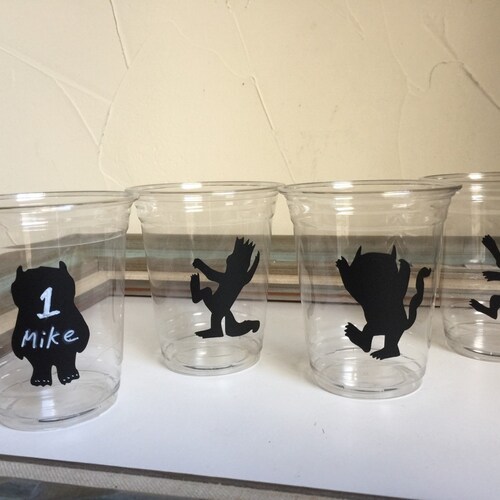 Où les choses sauvages sont la fête Tableau noir Autocollants en vinyle Wild One Silhouette Nom Étiquettes d’étiquettes Sac cadeau DIY Party Fournitures Étiquettes de boissons
