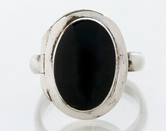 Vintage Ring - Vintage Sterling Silver and Black Onyx Poison Ring
