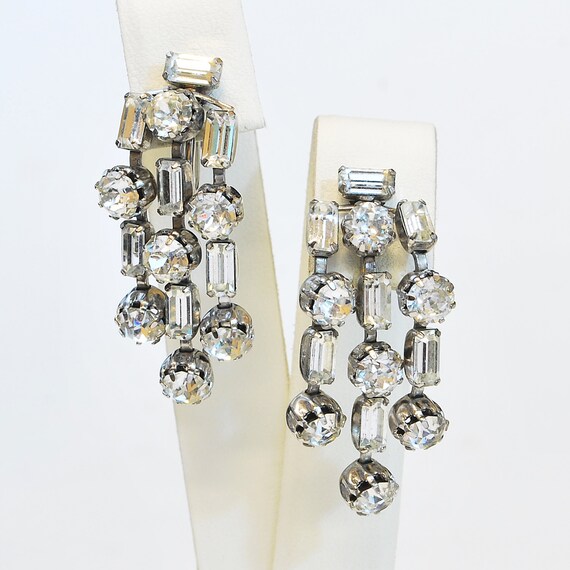 Vintage Earrings - Vintage Rhinestone Crystal Dan… - image 2