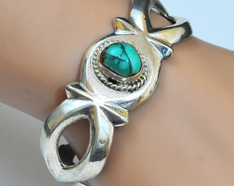 Vintage Sterling Silver Turquoise Cuff Bracelet