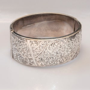 SALE - Antique Bracelet - Antique 1920s English 'Birks' Sterling Silver Engraved Cuff Bracelet