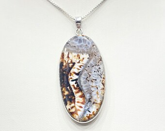 Vintage Necklace - Vintage Sterling Silver Native American Reversible Agate Necklace