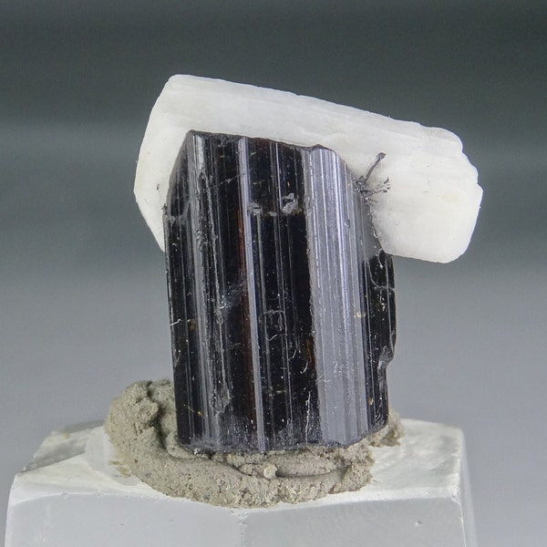 24 Carats Black Tourmaline and Microcline Feldspar crystal from Pakistan, (Vn-19),