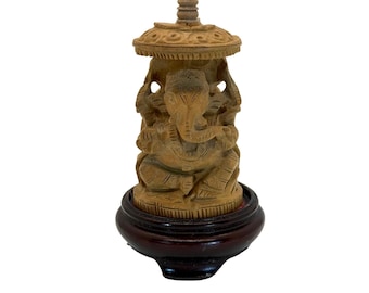 Estatua vintage de Ganesha, Señor del Éxito, figura tallada a mano en sándalo de 10 cm con base de madera.