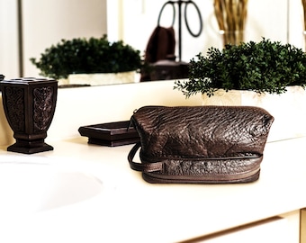 Leather Dopp/Travel Kit   DP-101