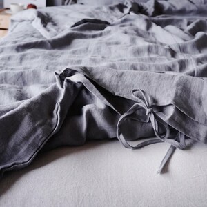 Linen bedding set with ties. 3 piece washed linen bedding set. King Queen duvet cover set. Linen duvet cover with pillowcases. Linen bedding