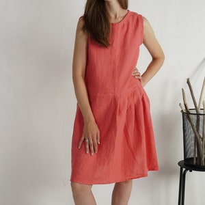 Asymmetrical linen dress. Linen clothing. Summer midi dress. Asymmetrical dress. Sleeveless linen dress. Natural ruffle dress MADREDE zdjęcie 3
