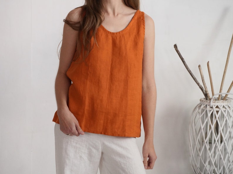 Débardeur en lin. Hauts en lin pour femmes. Top en lin sans manches. Hauts en lin pour femmes. Blouse en lin naturel. Débardeur en lin lavé. T-shirt en lin LIAO image 2