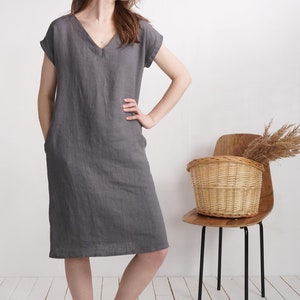 Linen v-neck dress. Womans linen dress. Short sleeve dress. V-neck dress. Womans loose linen dress. Natural linen summer dress MADEIRA image 7