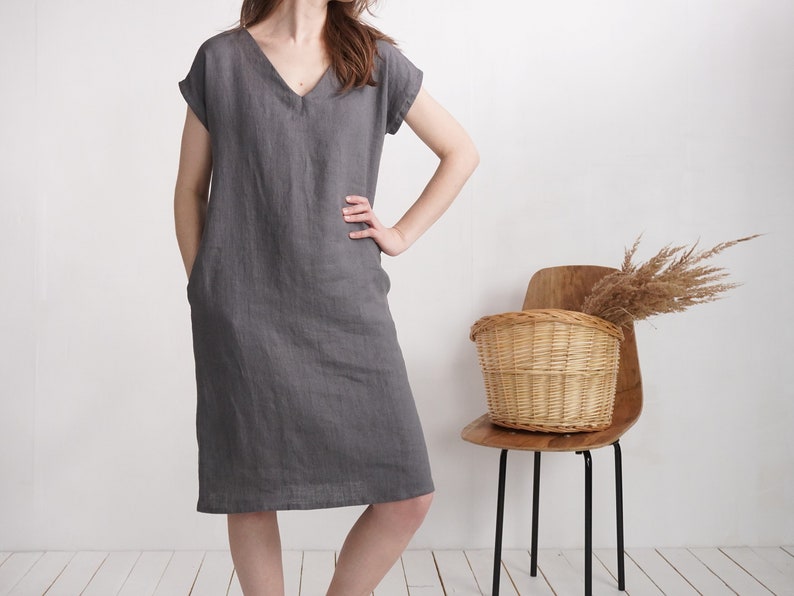 Linen v-neck dress. Womans linen dress. Short sleeve dress. V-neck dress. Womans loose linen dress. Natural linen summer dress MADEIRA image 7