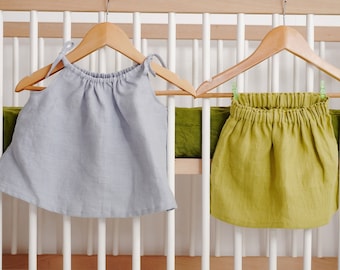 Vestitini di lino per bambina. Completo di lino per neonata. Top e gonna di lino per bambina piccola. Completo estivo per neonata. Completo di lino per bambini. Abbigliamento biologico per neonati.