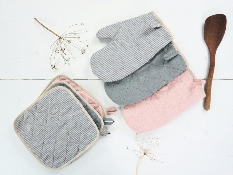 Linen oven mitt and linen pot holder. 100% linen oven mitts. Pot holders. Eco friendly kitchen mittens. Kitchen gloves. Housewarming gift. image 3