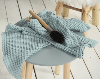 Organic linen waffle dish cloth set. Linen wash cloth. Waffle weave dish cloth. Linen tea towels. Waffle face towels. Housewarming gift