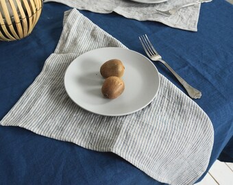 Washed linen napkins in various colors. Linen napkin set 4,6,8,10 Washed medium wight linen napkin. Wedding table linen. Large size napkins.