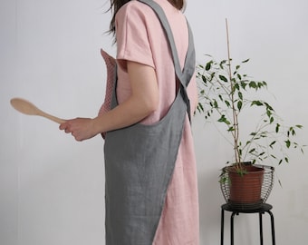 Pinafore linen apron. Linen apron. Pinafore soft linen apron. Natural linen cross back apron with pockets. Unisex cross back apron.